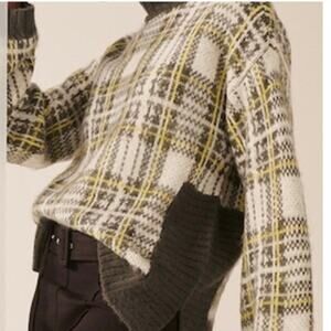 Nine west fuzzy, mock turtleneck sweater in yellow & gray plaid size large